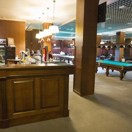 Navit Luxury Apartments With Breakfast Near The Railway Station, The City Center And The Park Kiev Luaran gambar